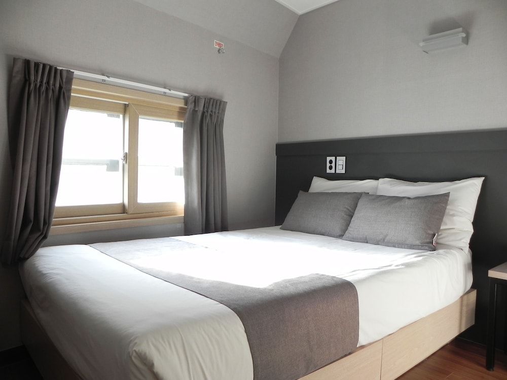 Ehwa in Myeongdong Basic Double Room, 1 Double Bed, Non Smoking