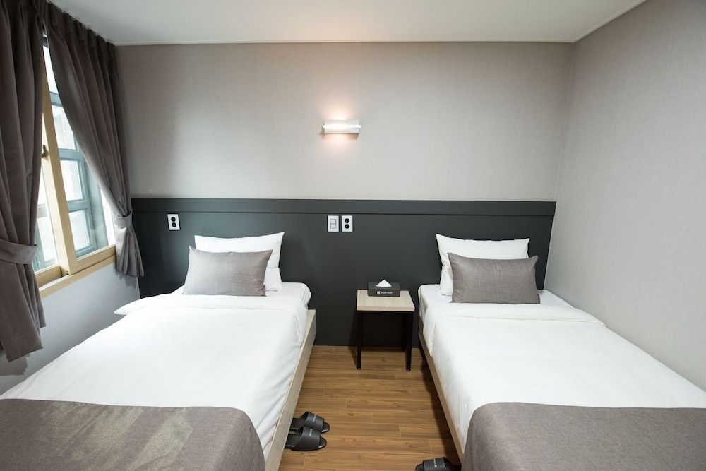 Ehwa in Myeongdong Basic Twin Room, 2 Twin Beds, Non Smoking