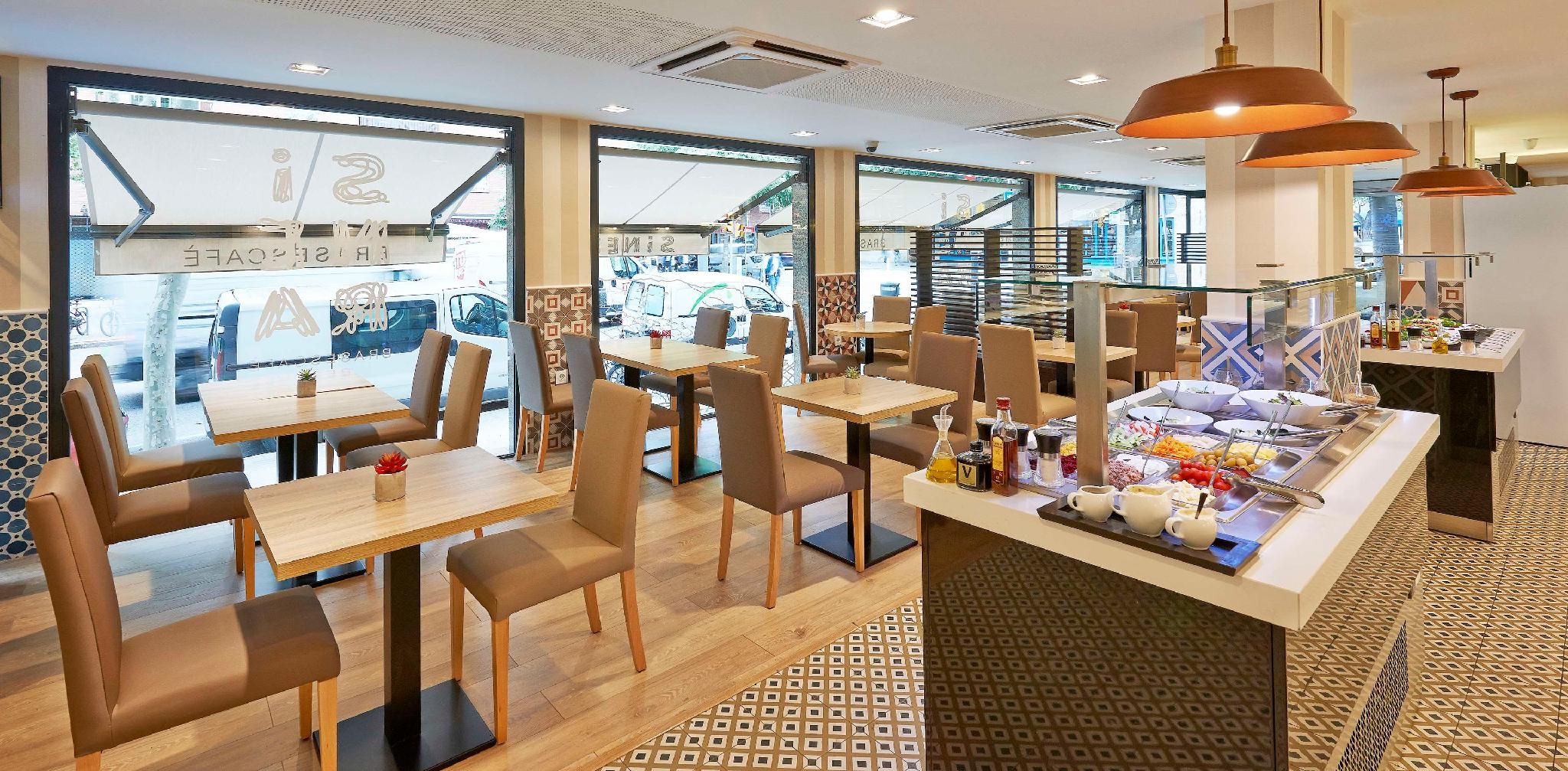 undefined NH Les Corts 6