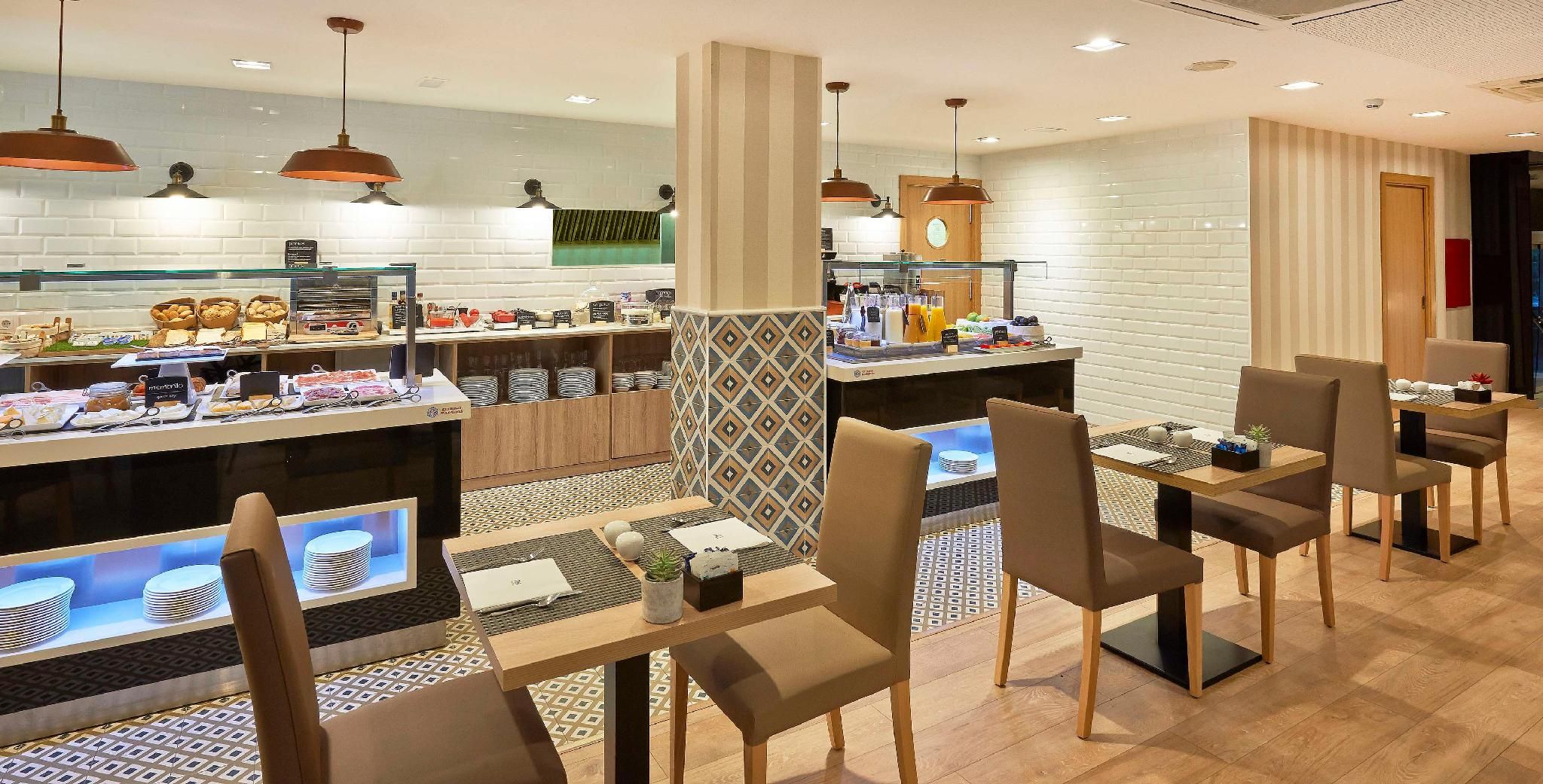 undefined NH Les Corts 7