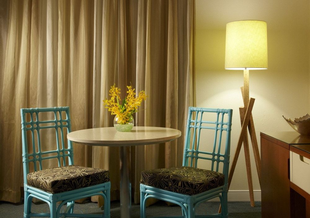 Oasis Hotel Waikiki Executive Suite, 1 Bedroom 4