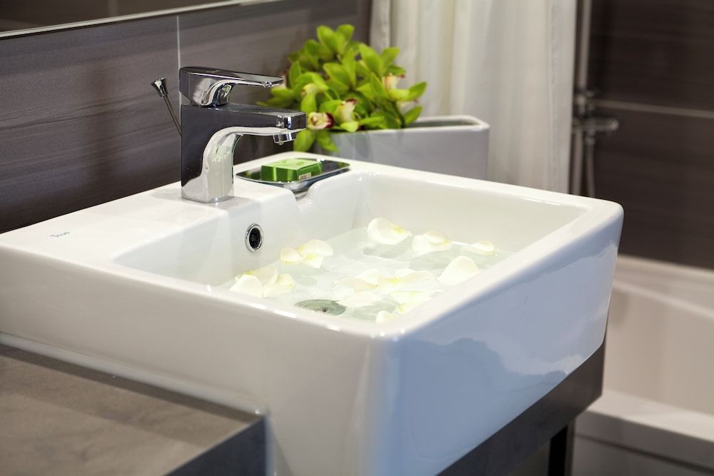 G2 Hotel Myeongdong Business Twin Room 4