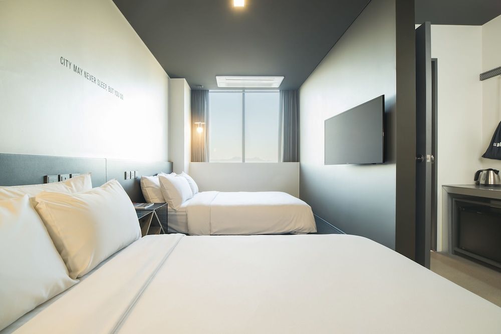 Hotel Cappuccino Super Twin (2 Double bed/max 4person) 3