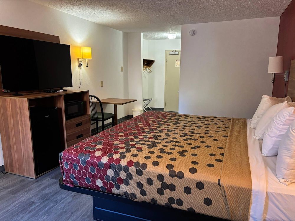Standard Room, 1 King Bed, Non Smoking