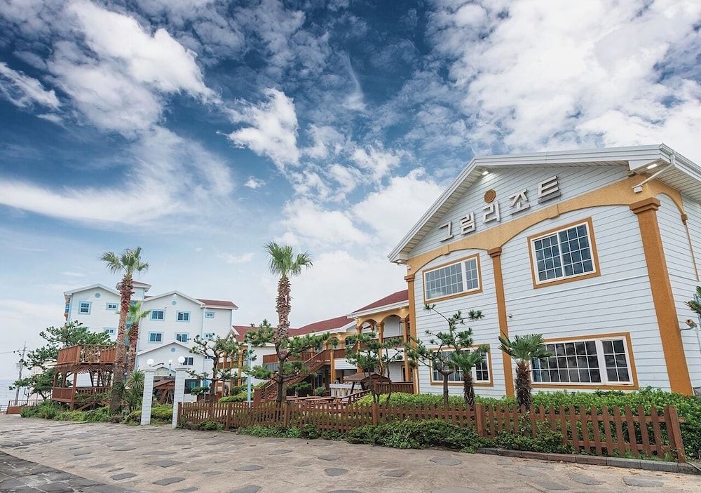 undefined Grim Resort 8