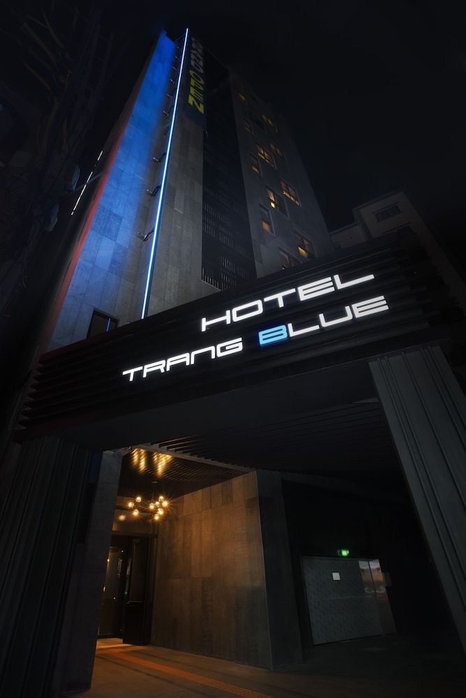 undefined Trang BLUE 5
