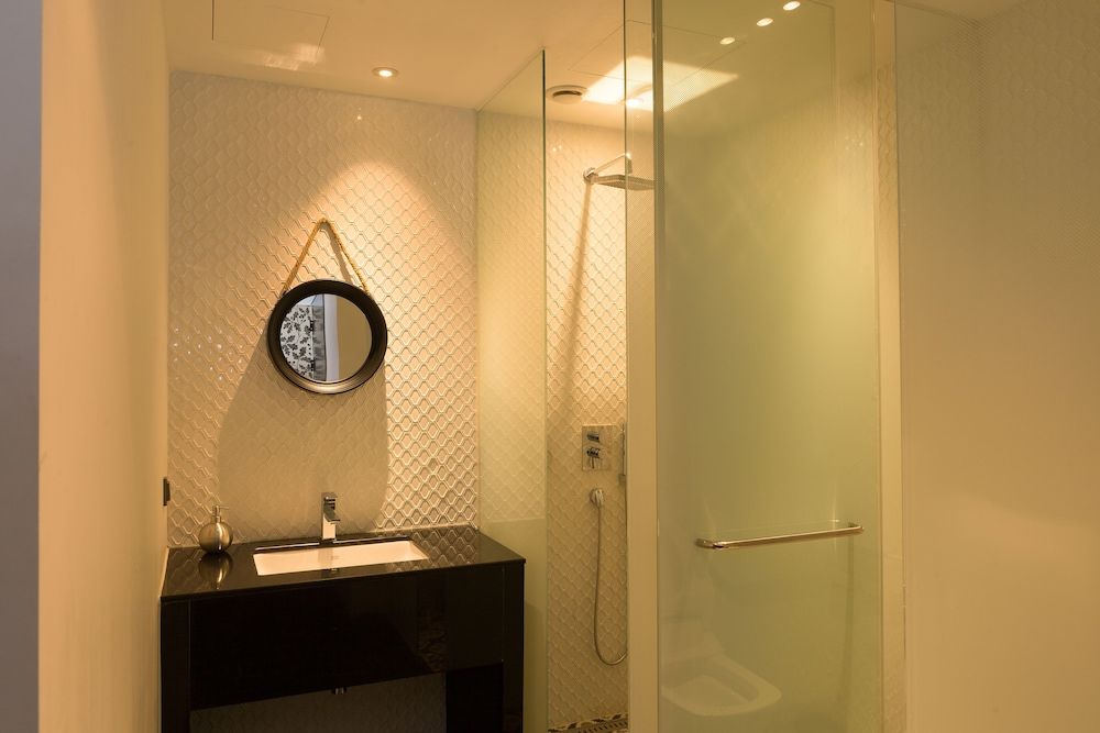 Trang BLUE Deluxe Double Room 13