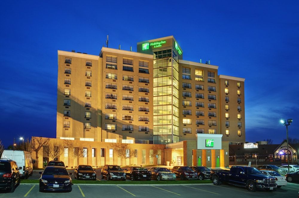 undefined Holiday Inn Hotel & Suites London by IHG 7