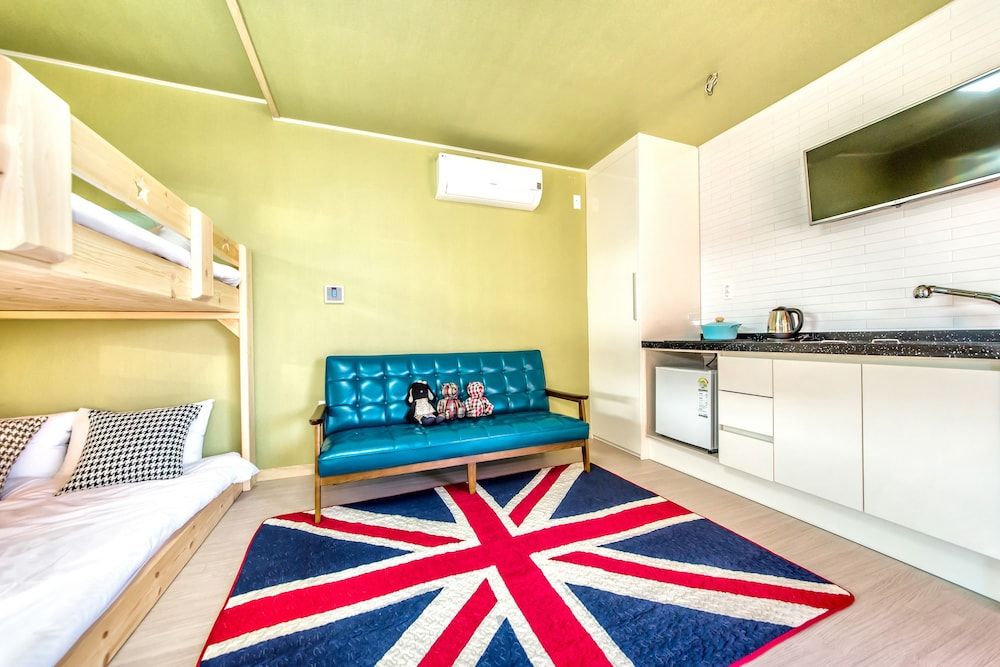 Childrens Theme Room