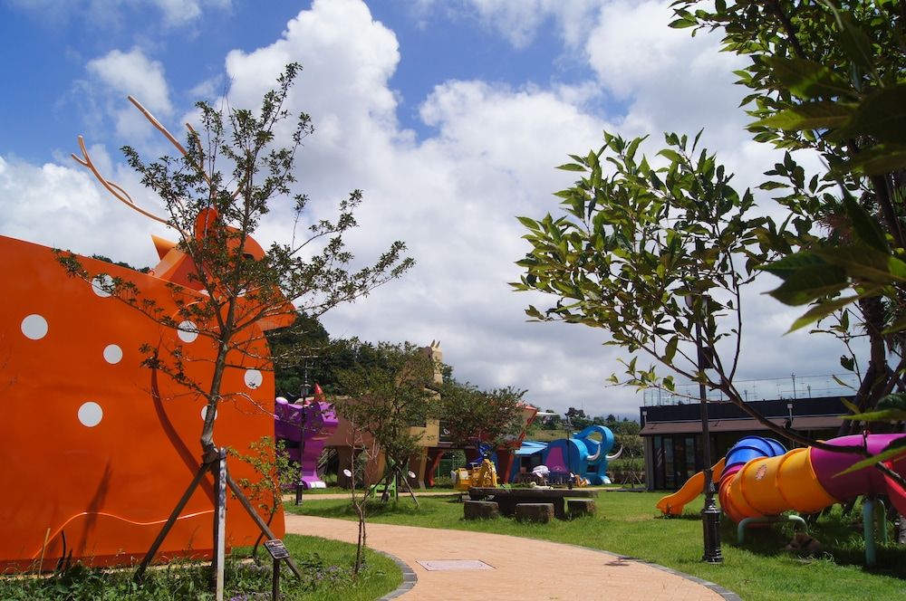 Children's Play Area