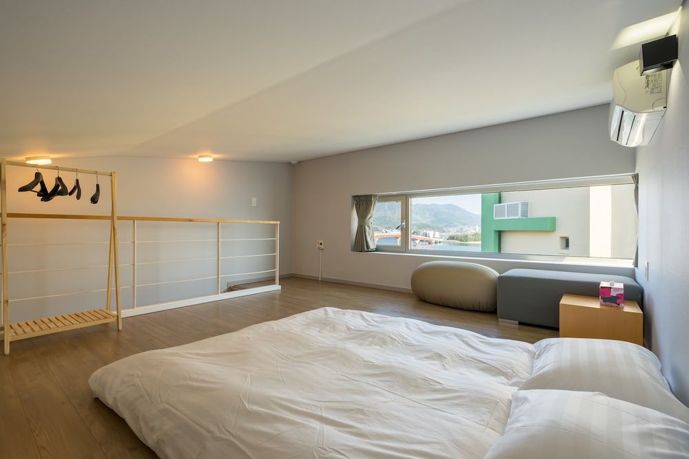 Tacet Pension Family Duplex