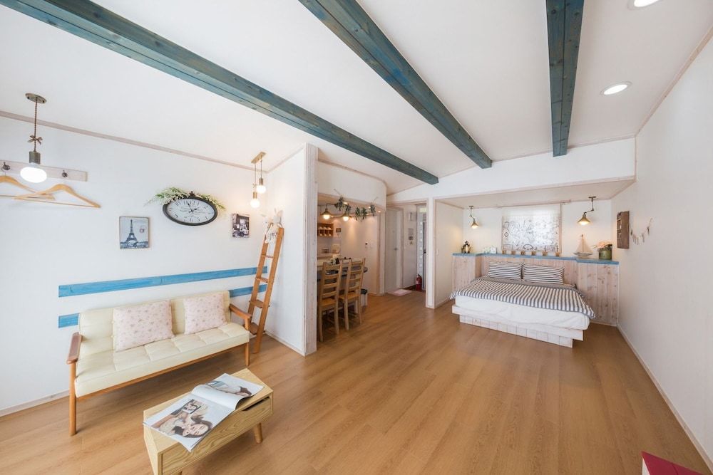 13 Ohoo Pension Standard Double Room, Sea View 4