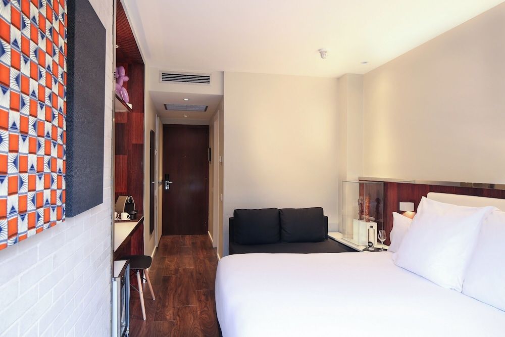 Hotel Balmes, a member of Preferred Hotels & Resorts Superior Double Room 4