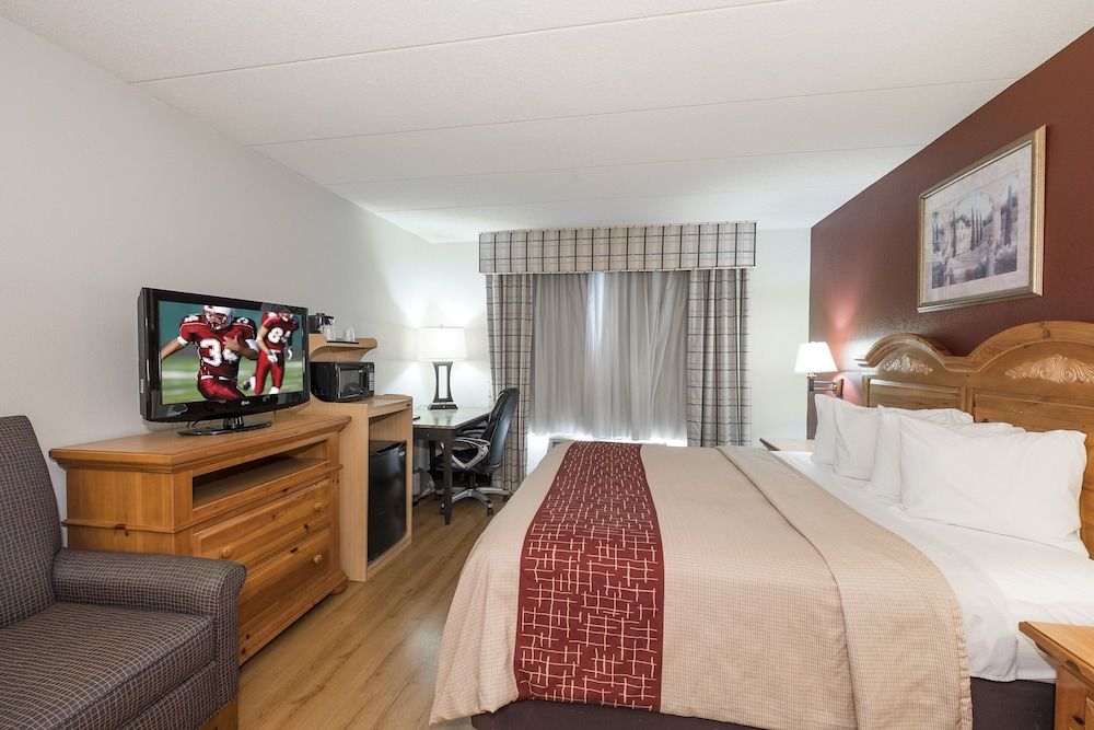 Superior Room, 1 King Bed, Accessible, Non Smoking