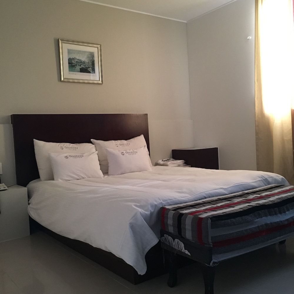 Charmant Hotel Standard Room 3