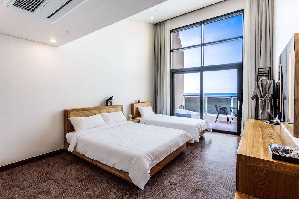 undefined Seastay Hotel & Spa 7