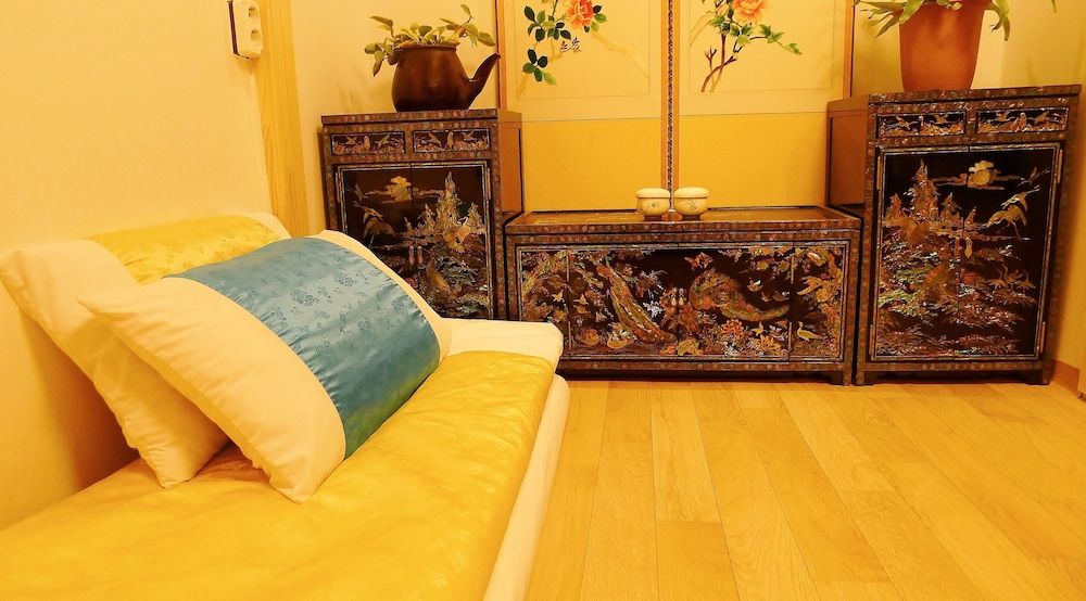 HanOK Guest House 202 Double Room, Shared Bathroom 9