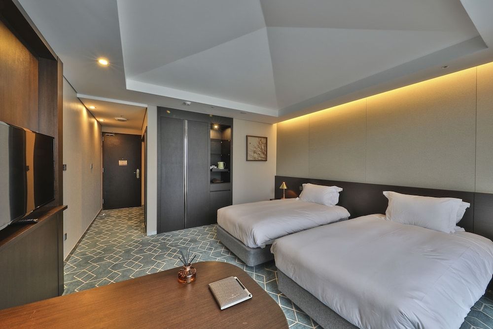 Camphortree Hotel & Resort Twin Room (Hotel)