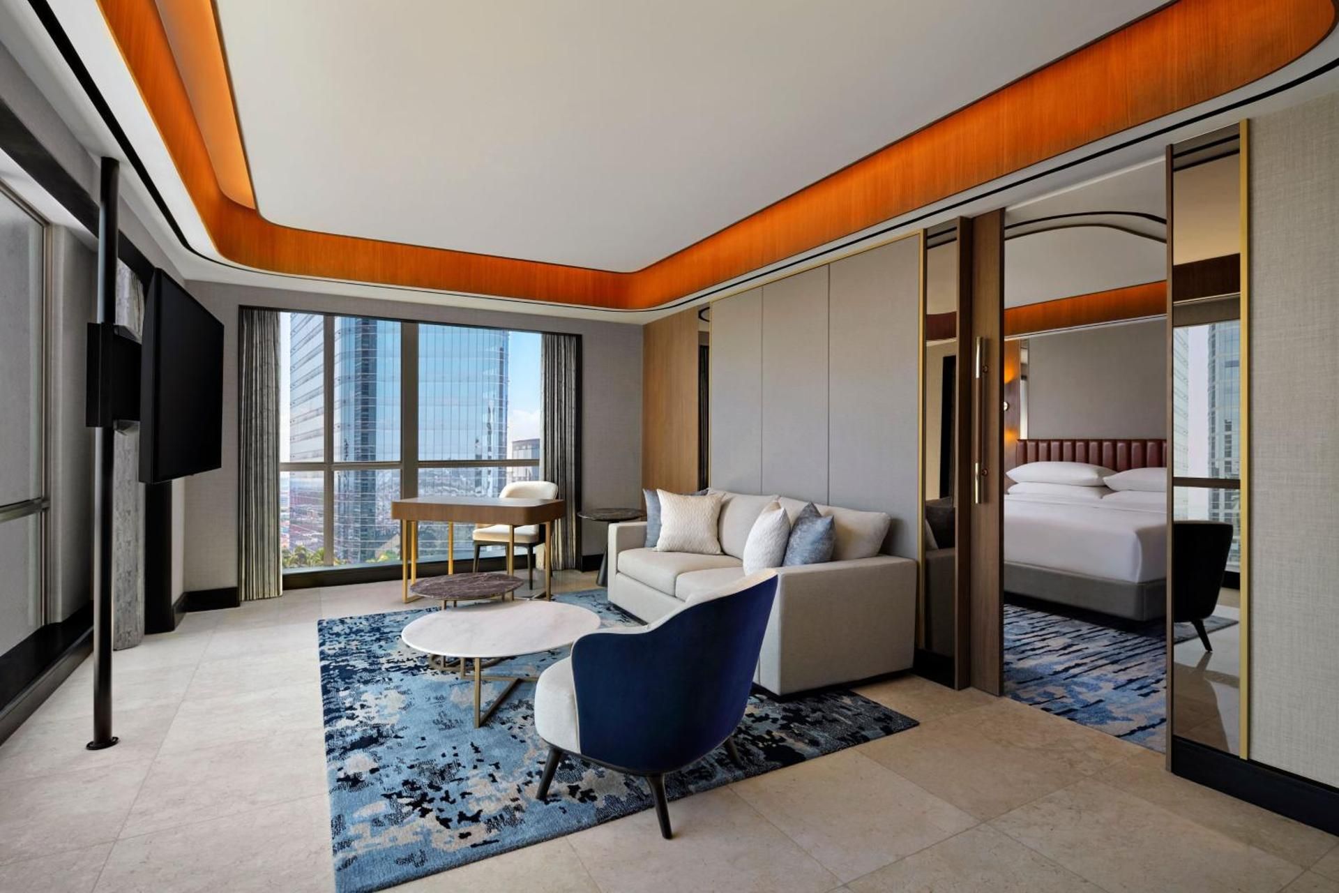 Two-Bedroom Ambassador Suite - Club Lounge Access