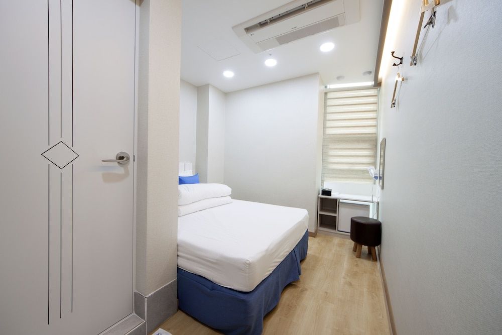 STAY7 Myeongdong Double Room, Non Smoking 13
