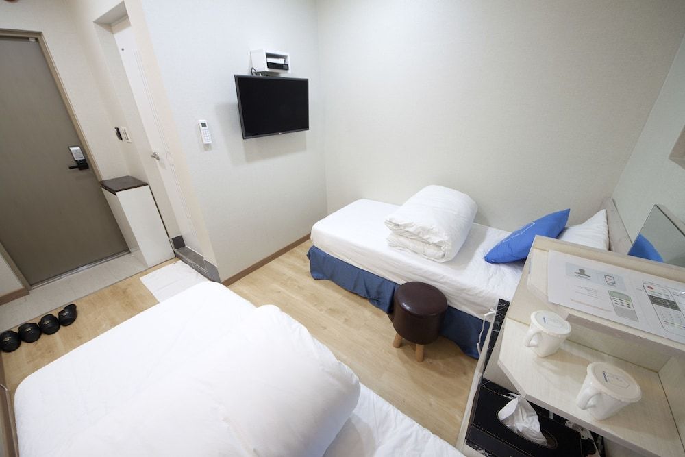 STAY7 Myeongdong Twin Room, Non Smoking 8