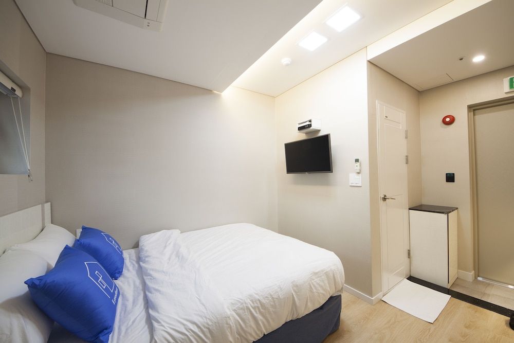 STAY7 Myeongdong Double Room, Non Smoking 12