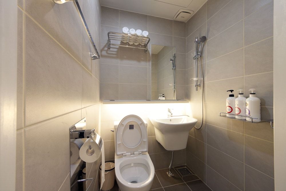 STAY7 Myeongdong Twin Room, Non Smoking 10