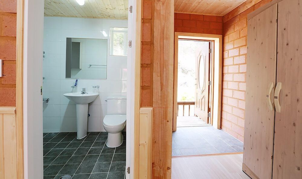 Rainbow Hwangto Pension Double Room (Ootseum Room) 4