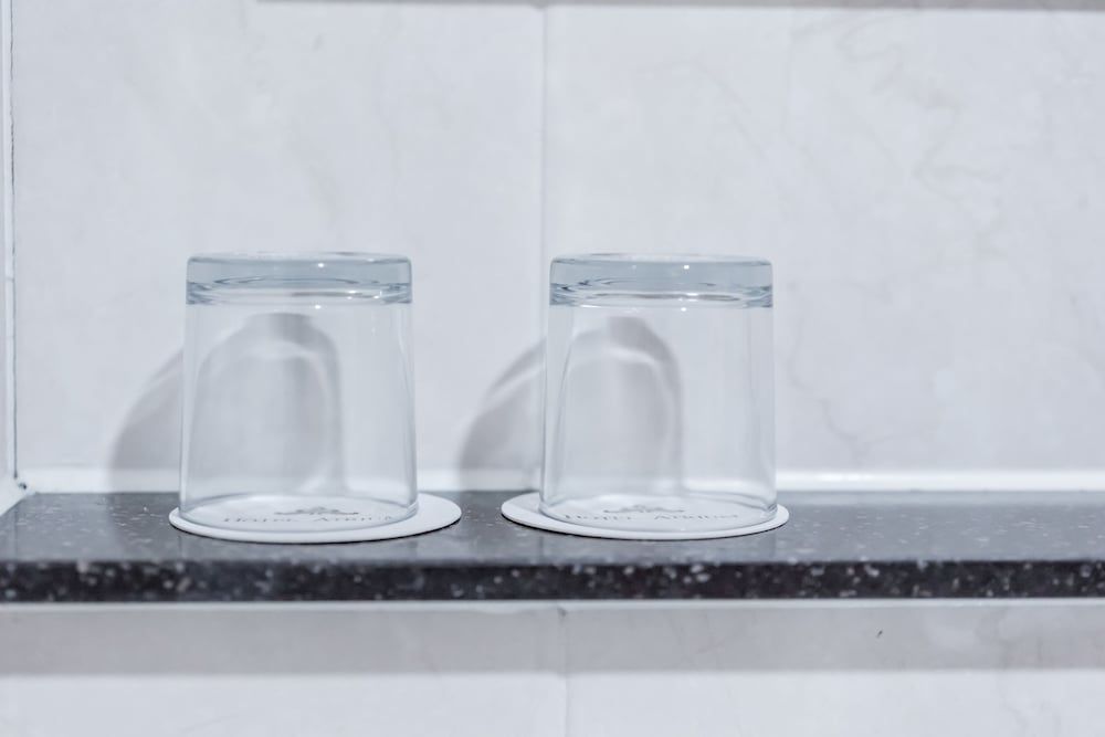 Hotel Atrium Superior Twin Room (Bigger than most rooms in Seoul) 2