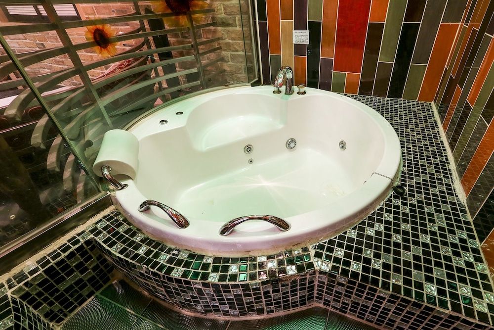 Koam Tourist Hotel Suite 15