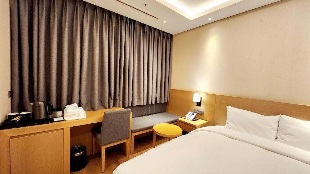 undefined Arban Hotel 8