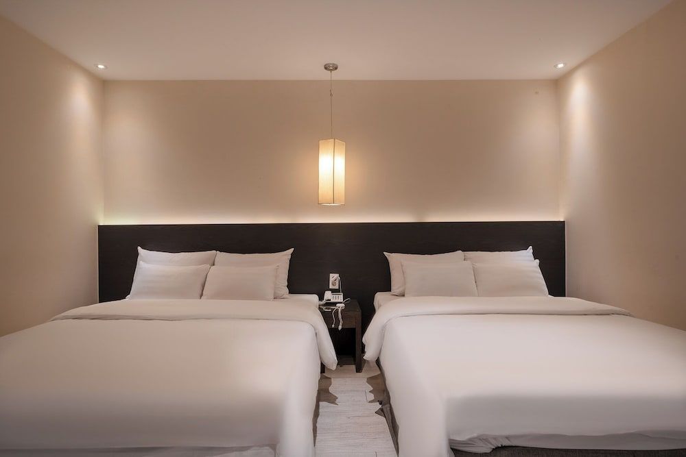 Hotel INK Family Twin Room (Netflix available, Laundry available) 2