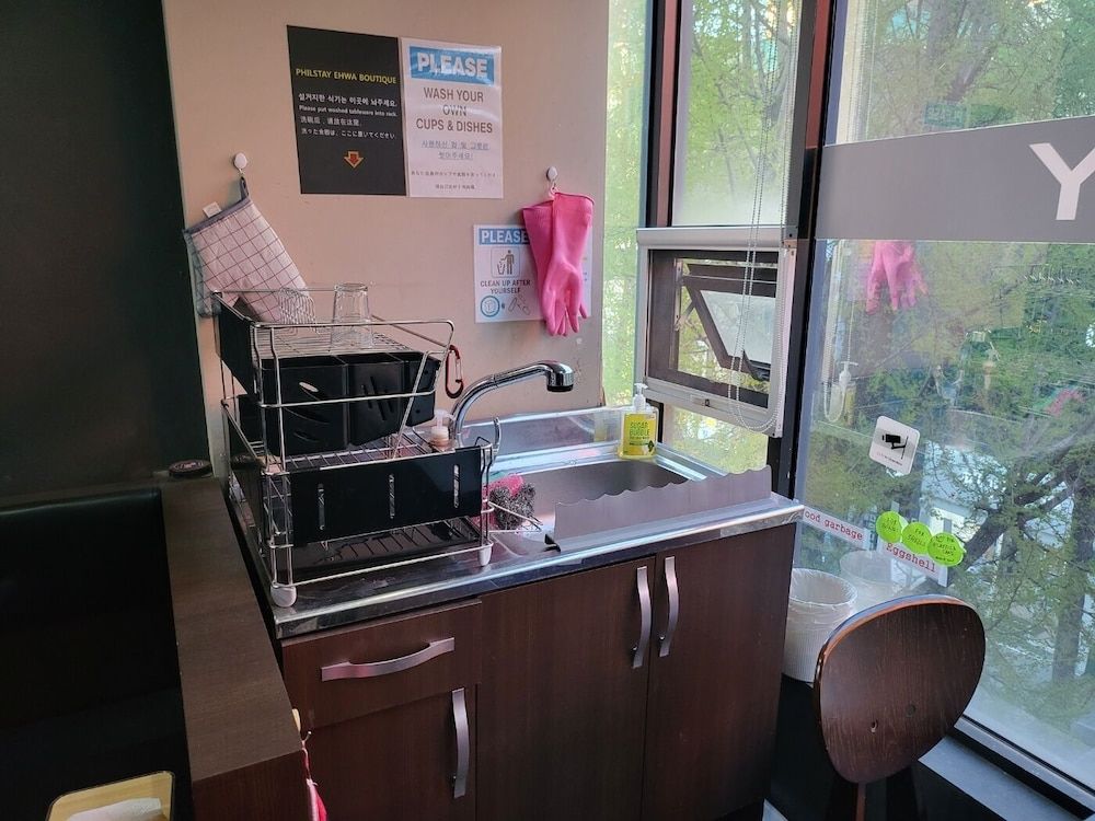 Philstay Ehwa Boutique Shared Dormitory, Women only (4 Persons) - Foreigner Only / Contact hotel for self check-in process 9