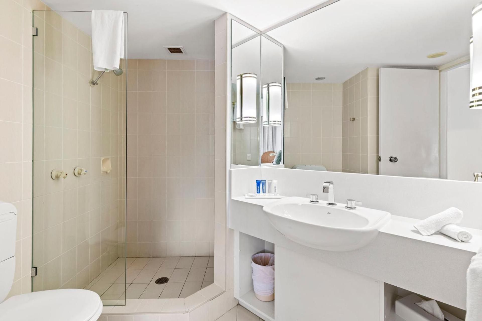 Three Bedroom Dual Key Garden Suite