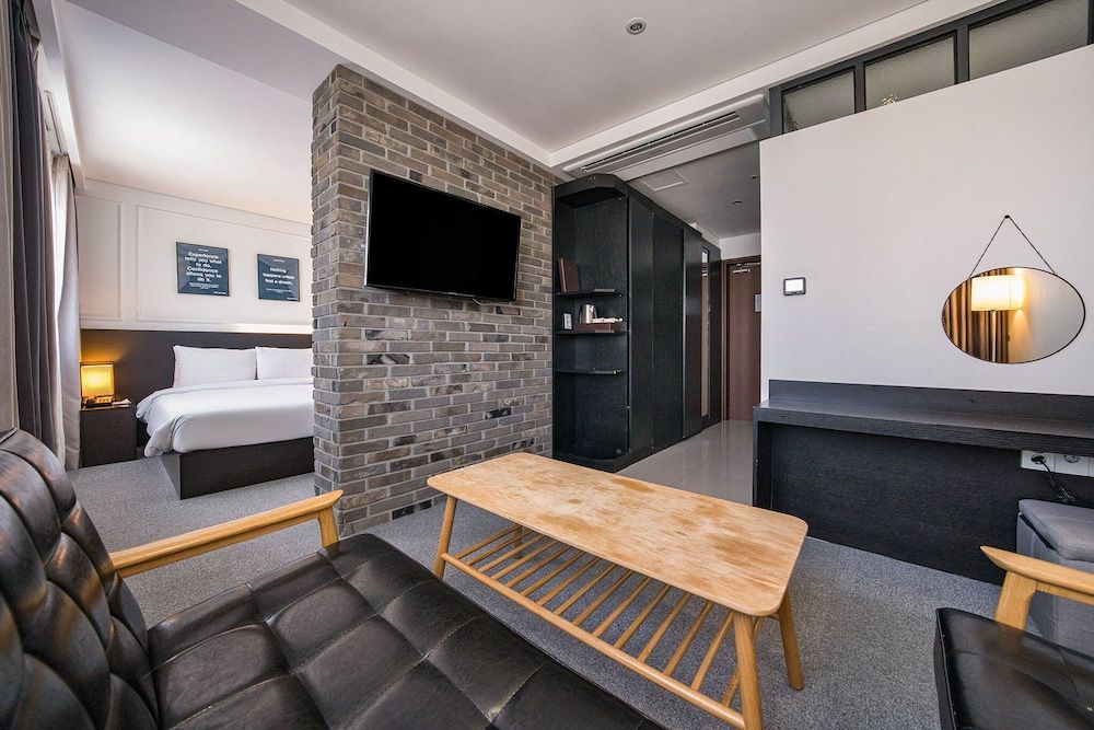 Hotel Vella Suite Suwon Suite 9