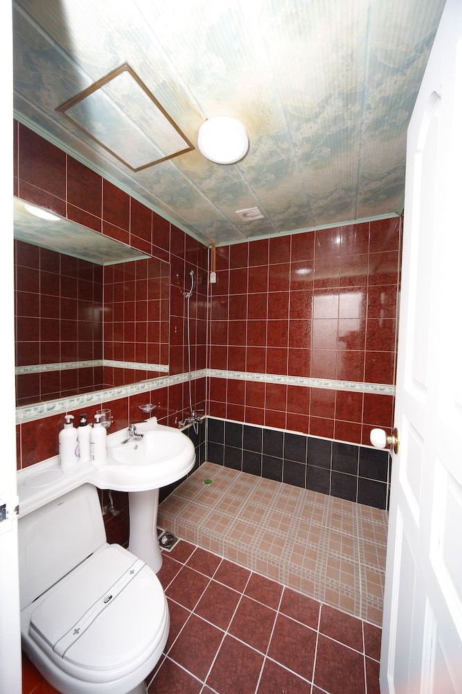 Ekonomy Hotel Mokpo Twin Room 6