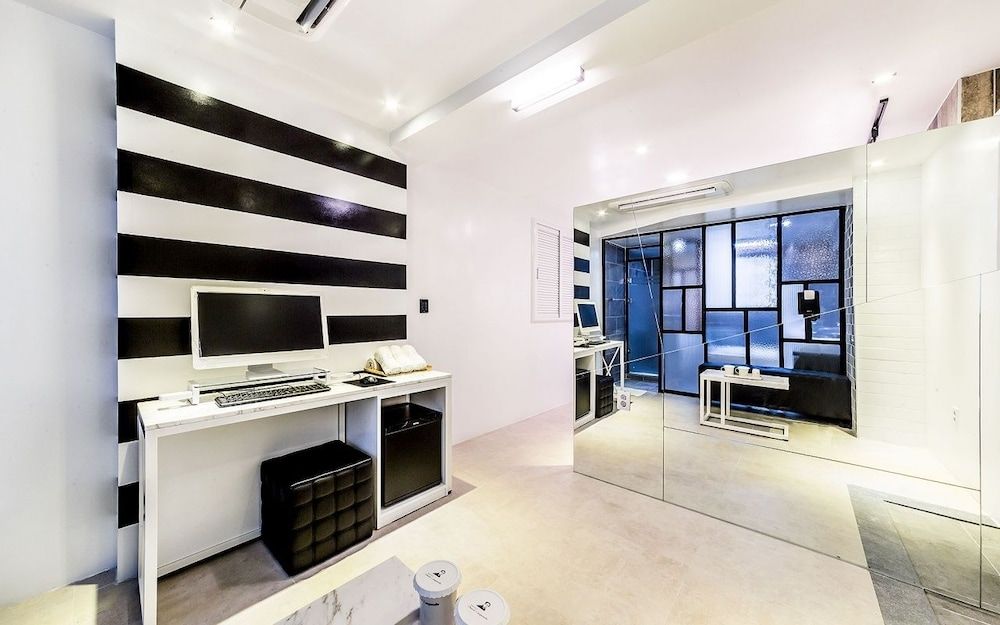 Design Hotel Daniel Campanella Junior Suite (Netflix available) 5