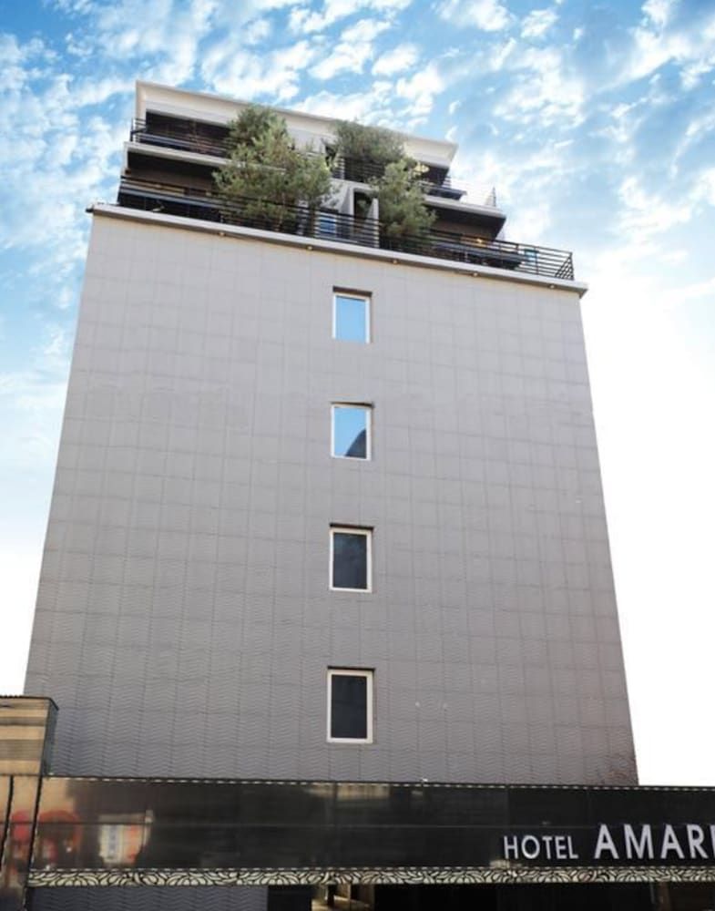 undefined Hotel Amare 6