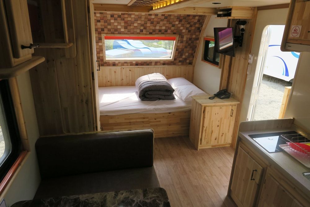 Dongwon Resort Standard Caravan 3