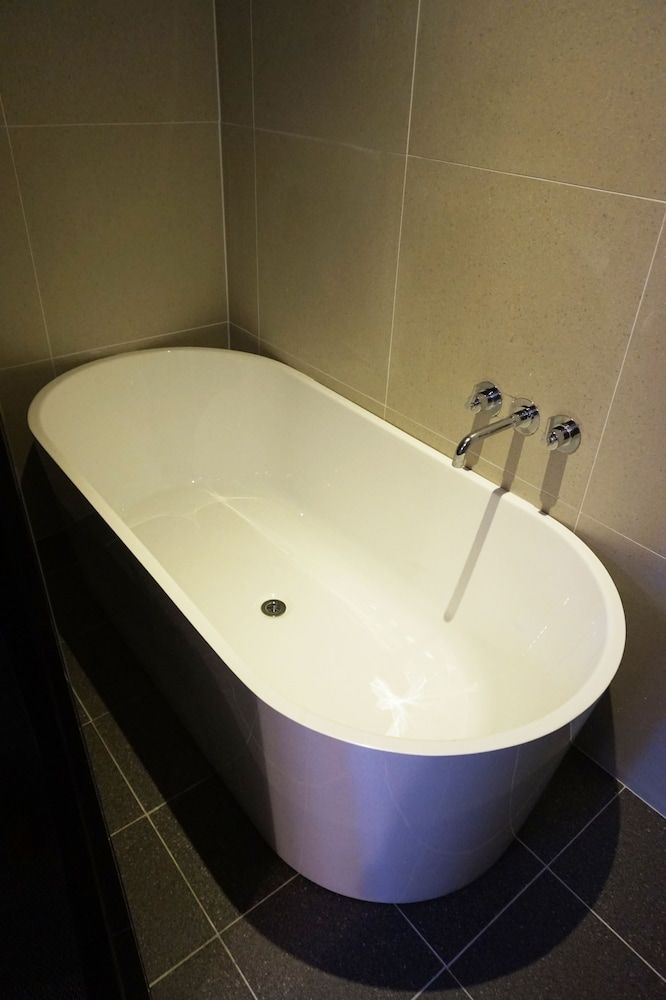 Louis Boutique Hotel Standard Twin Room 4