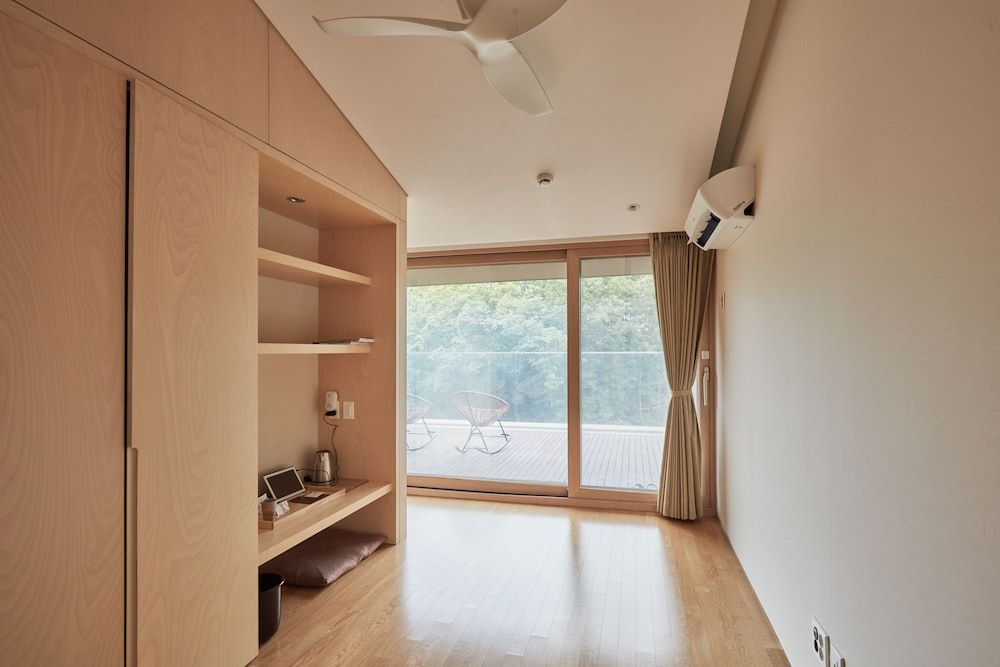 Healience Seonmaeul Forest Villa Suite (2 Pax Breakfast& Dinner /Facilities) Standard 2,Max 4 (KRW 68,000 Extra Person) 7