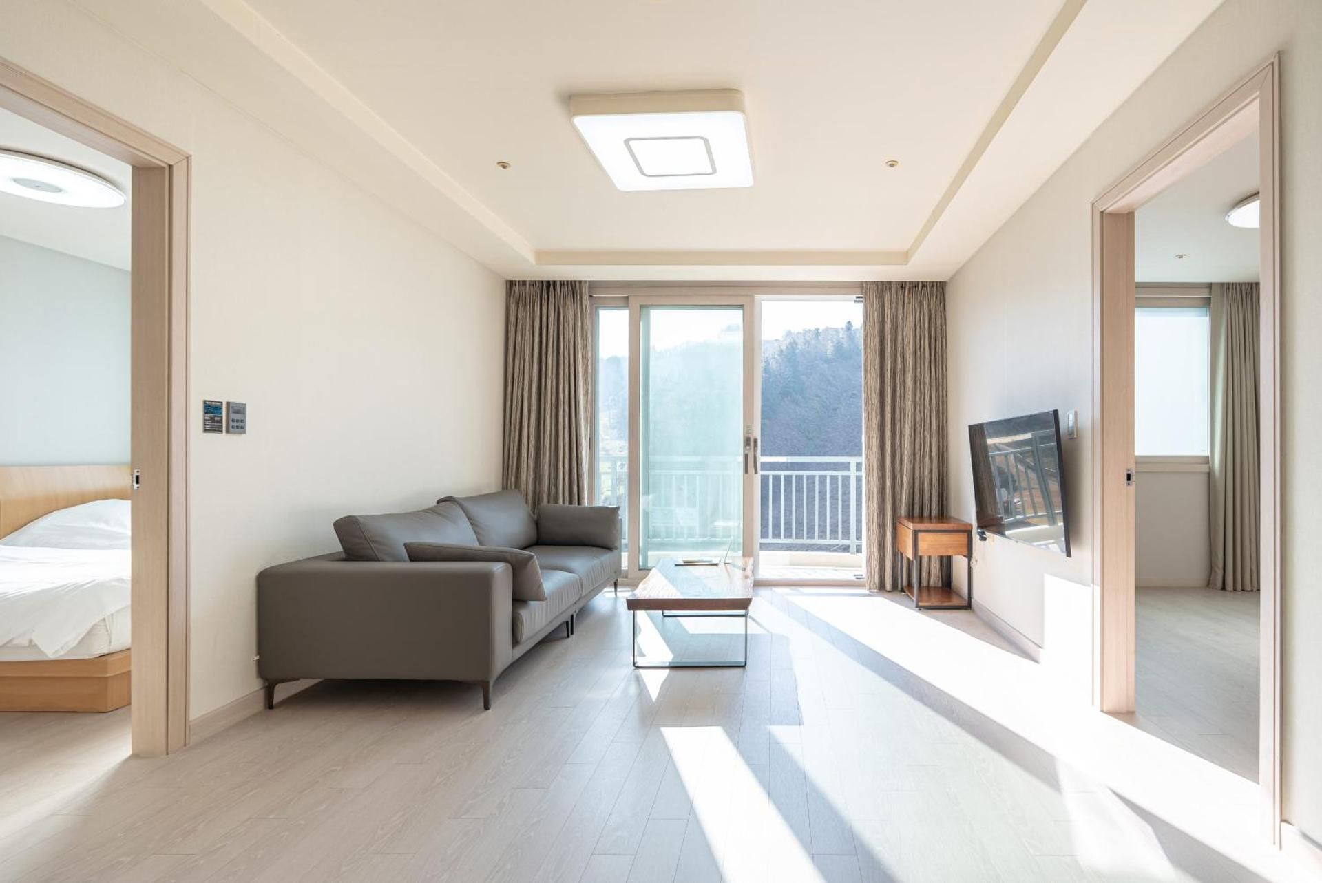 Family Room for 4 People - Non-Smoking