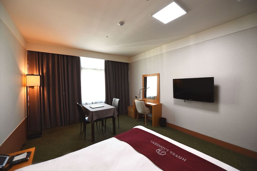 Hotel Laonzena Standard Double Room 2
