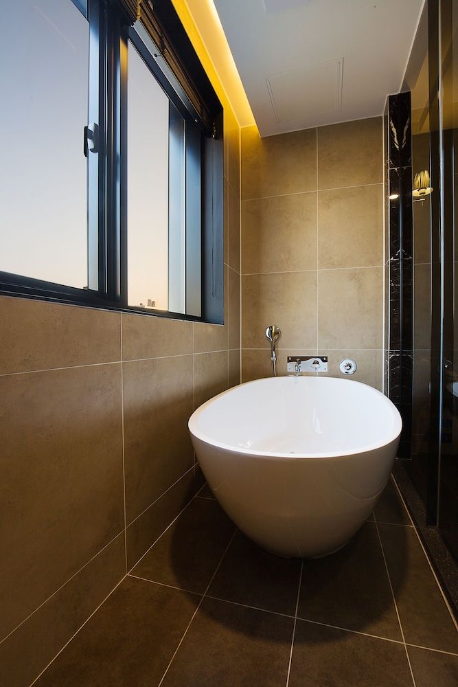 Brown Dot Busan Station Sky Garden Premium Double Room, Non Smoking (with Spa) 10