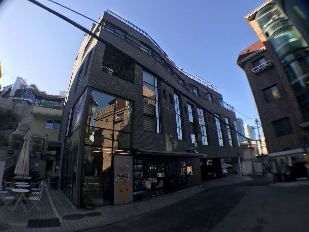 undefined Myeongdong Artmonstay Guesthouse 8