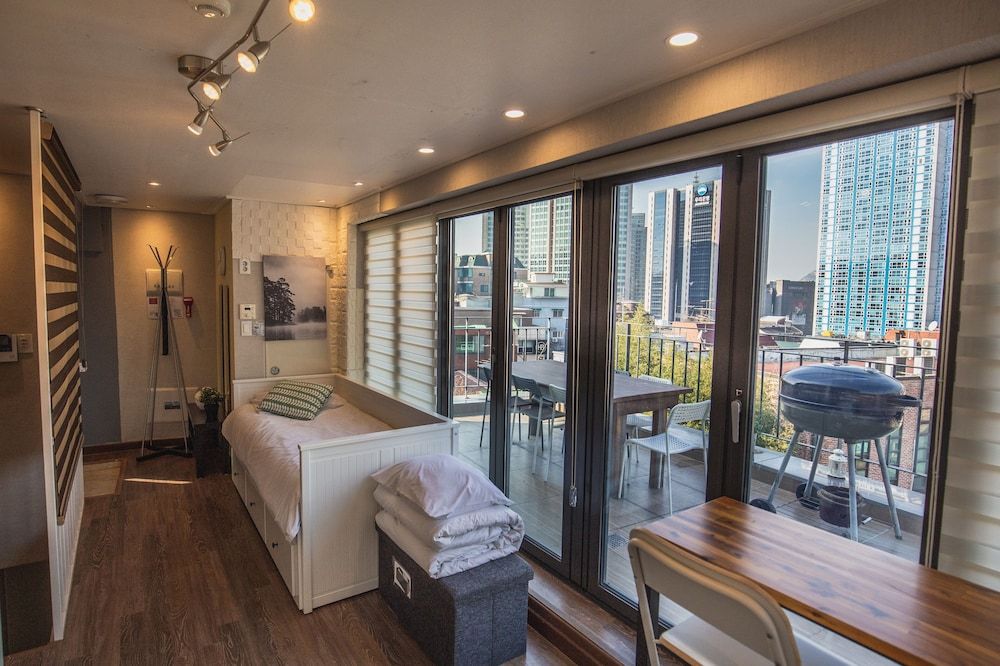 undefined Myeongdong Artmonstay Guesthouse 3