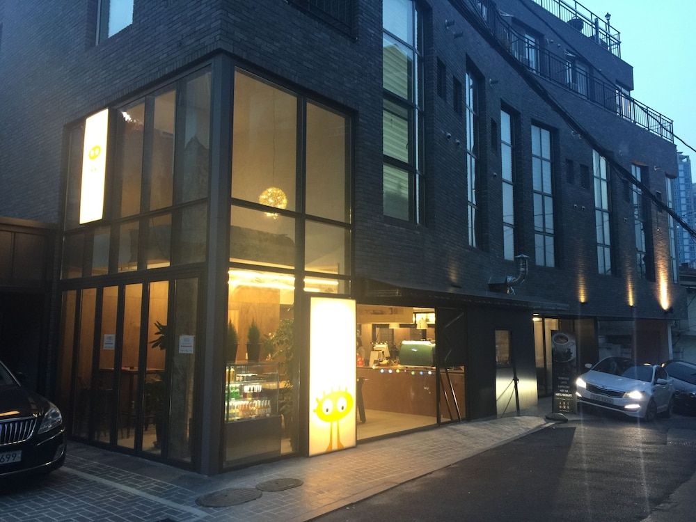 undefined Myeongdong Artmonstay Guesthouse 9
