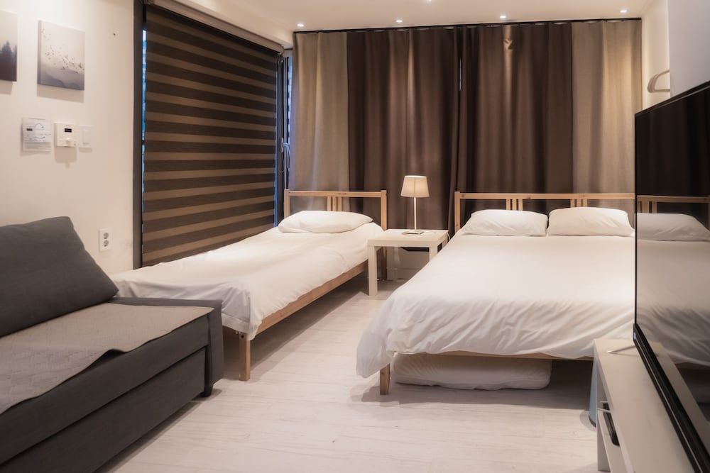 undefined Myeongdong Artmonstay Guesthouse 2