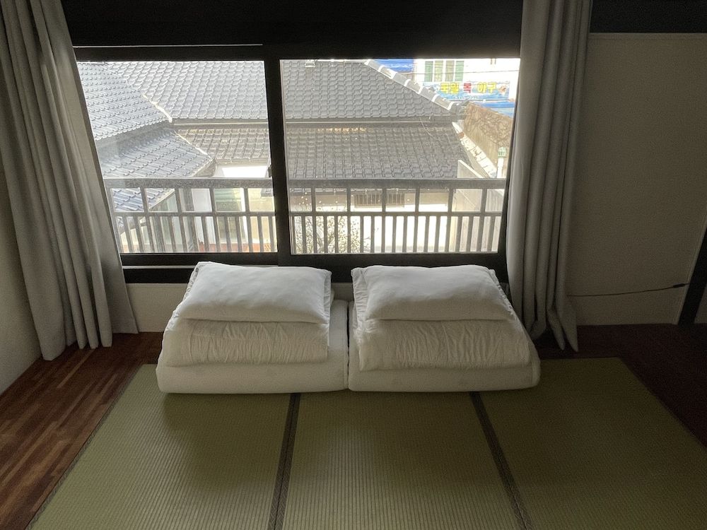 Hwadam Inn - Hostel Traditional Double or Twin Room (2 person Ondol Room) 2