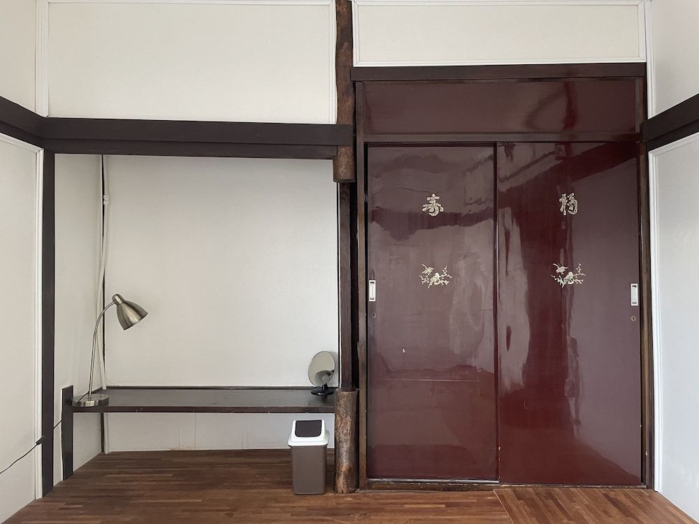 Hwadam Inn - Hostel Traditional Double or Twin Room (2 person Ondol Room) 3